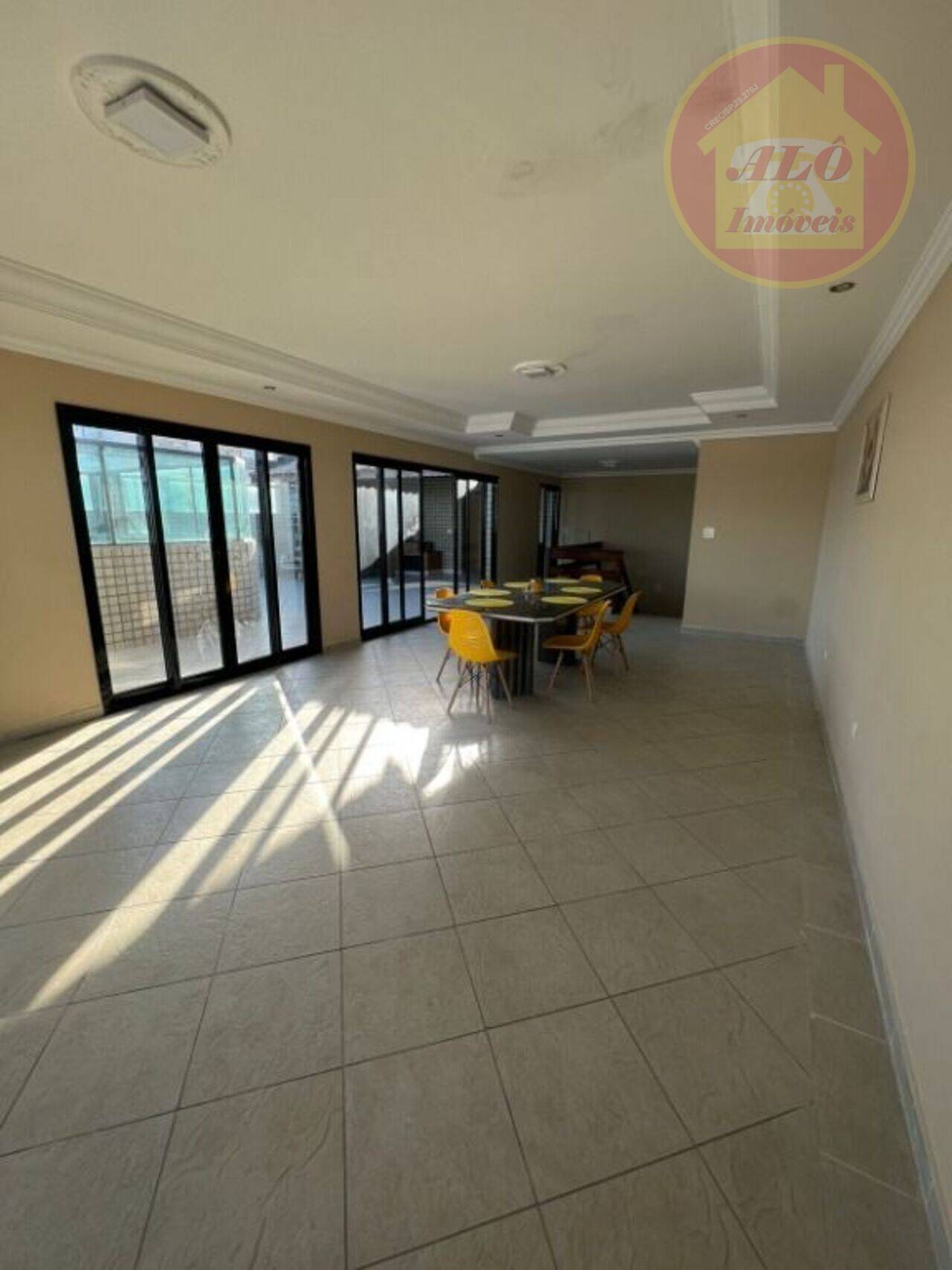 Apartamento triplex Aviação, Praia Grande - SP