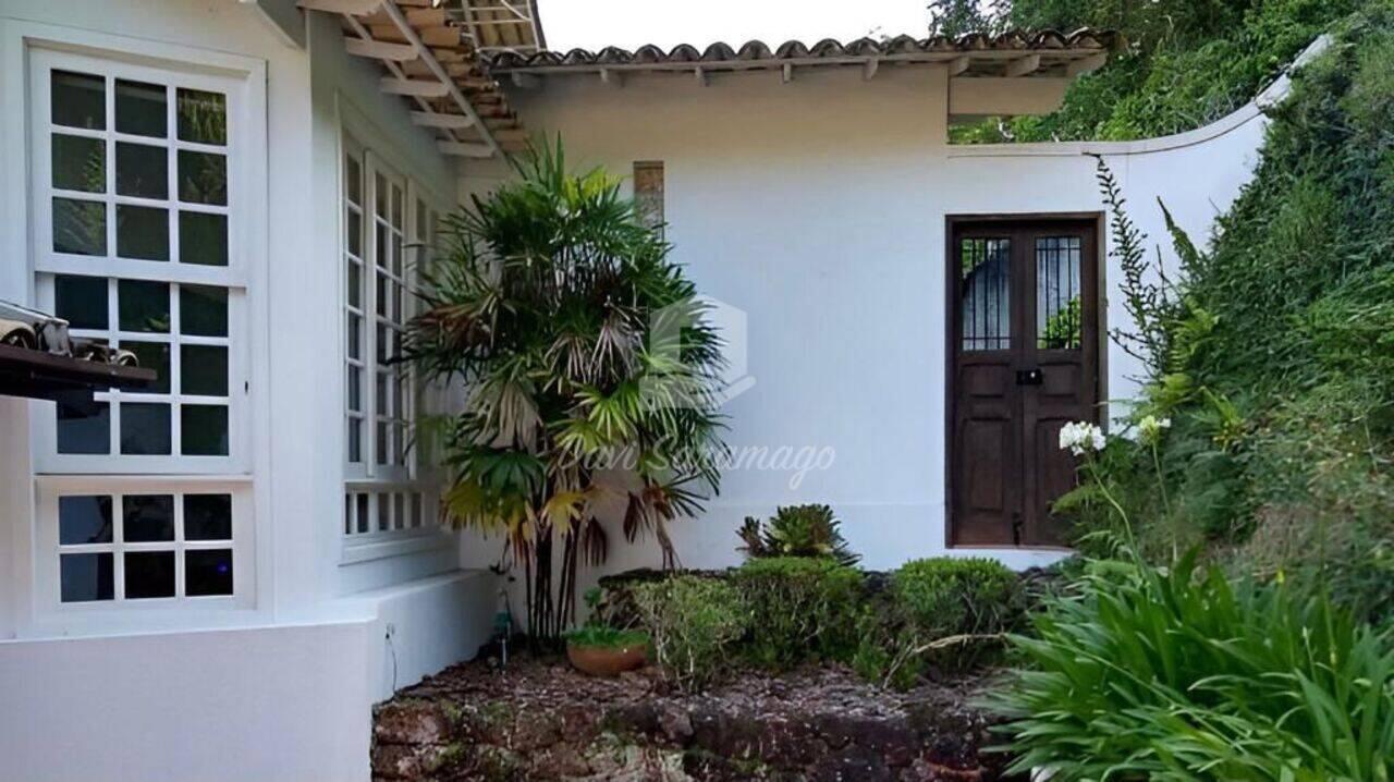 Casa Pendotiba, Niterói - RJ