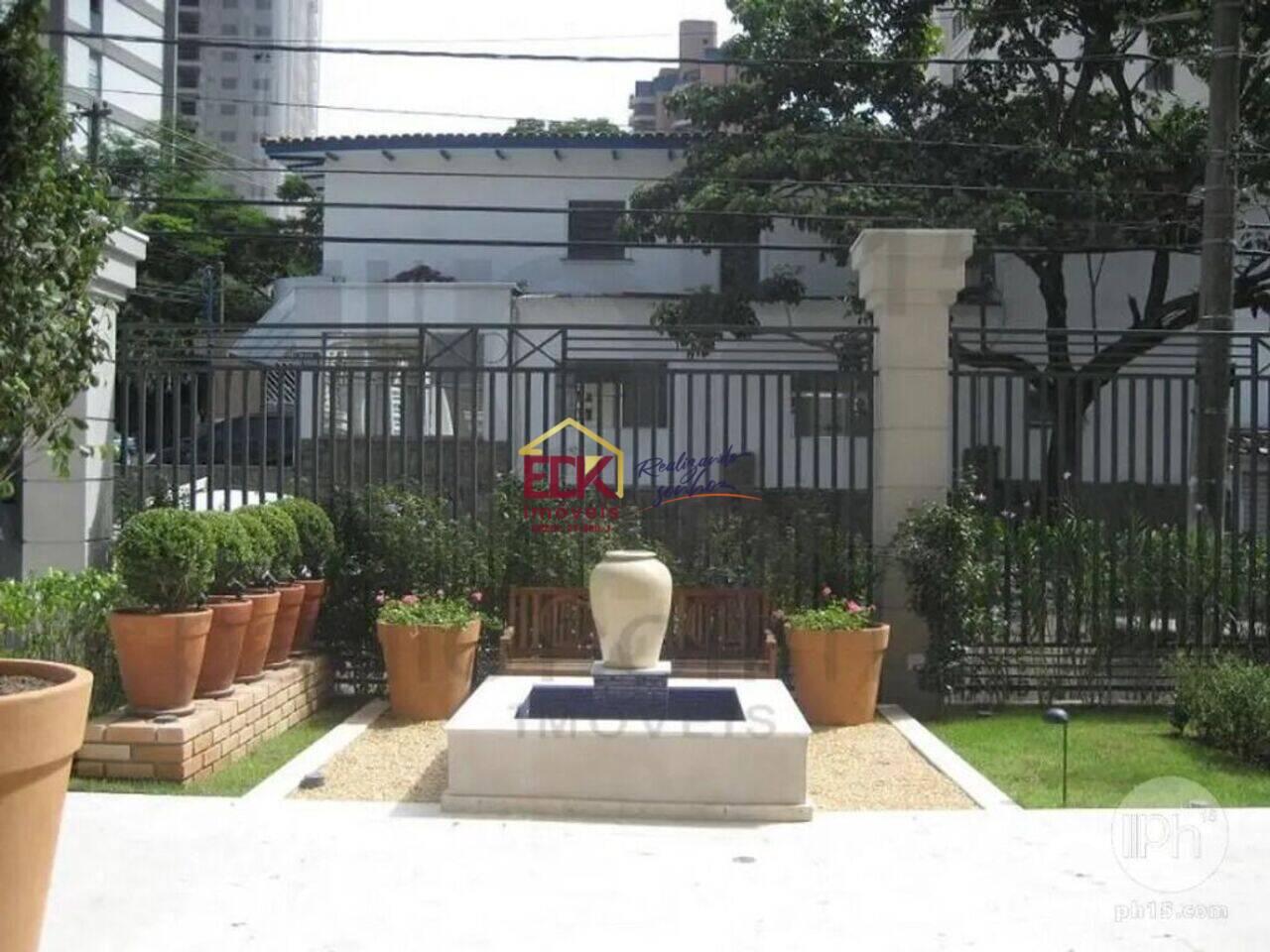 Apartamento duplex Moema, São Paulo - SP