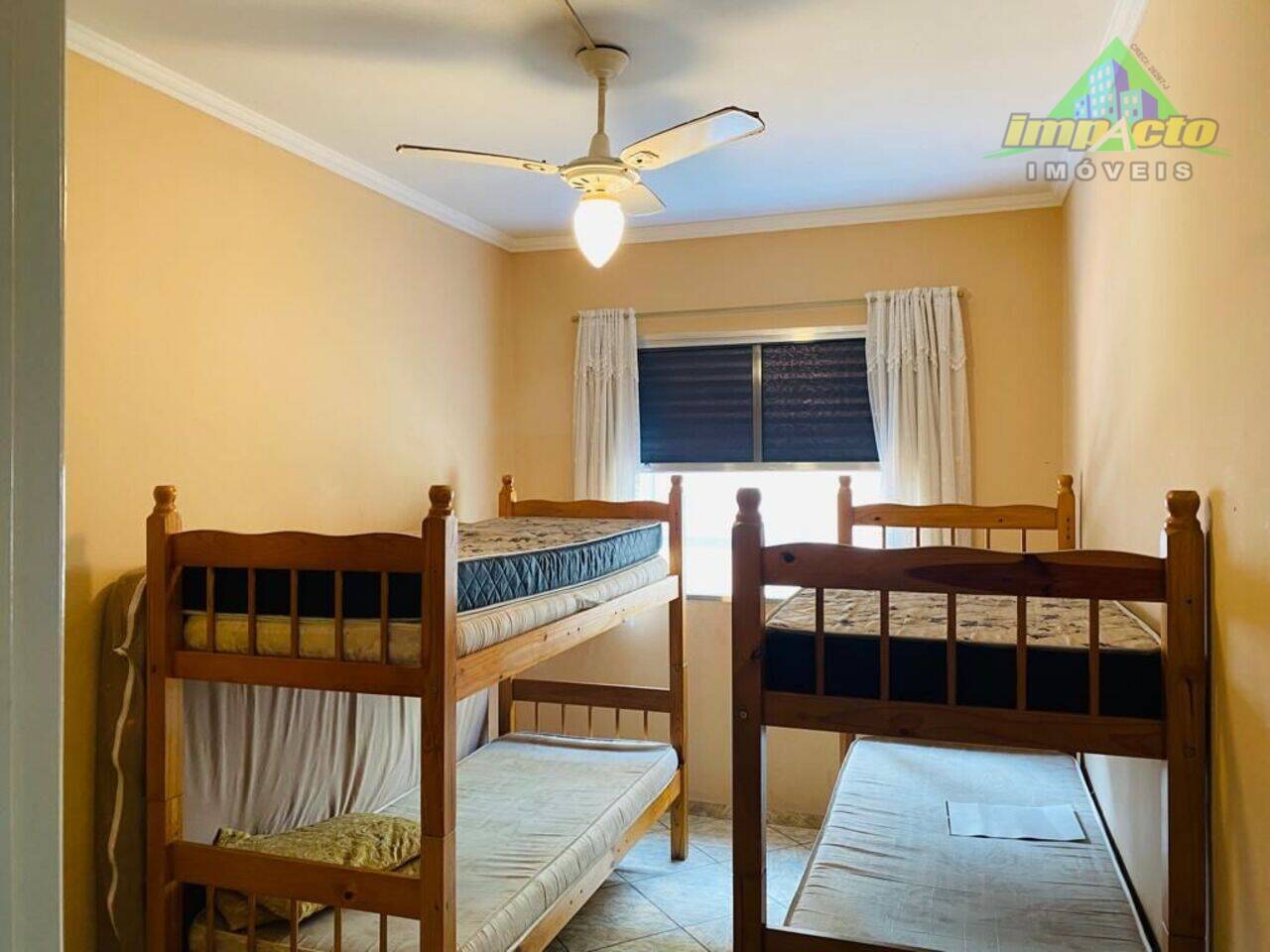 Apartamento Vila Guilhermina, Praia Grande - SP