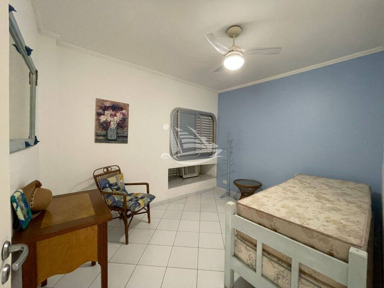 Apartamento Praia da Enseada – Hotéis, Guarujá - SP