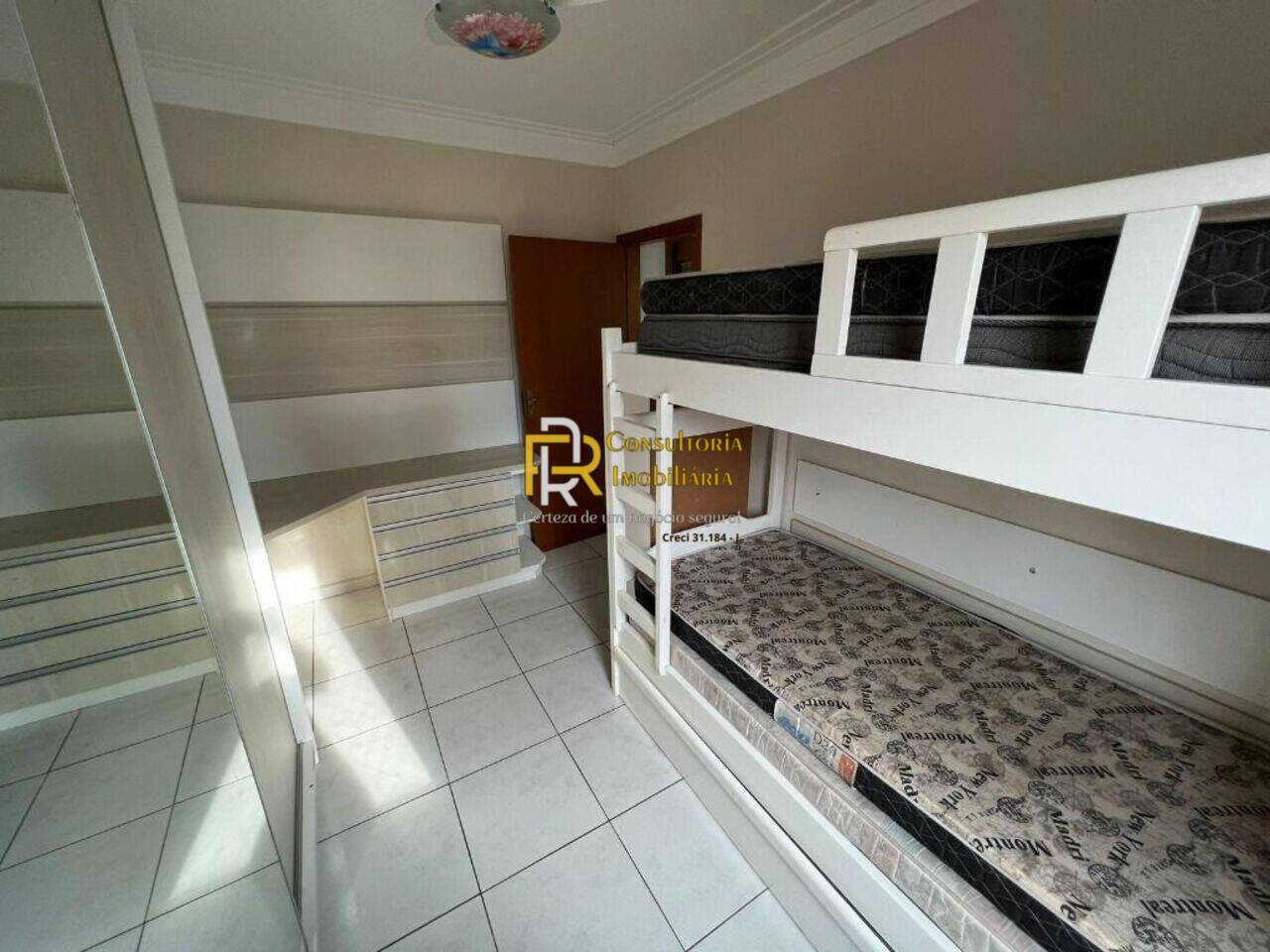 Apartamento Vila Tupi, Praia Grande - SP