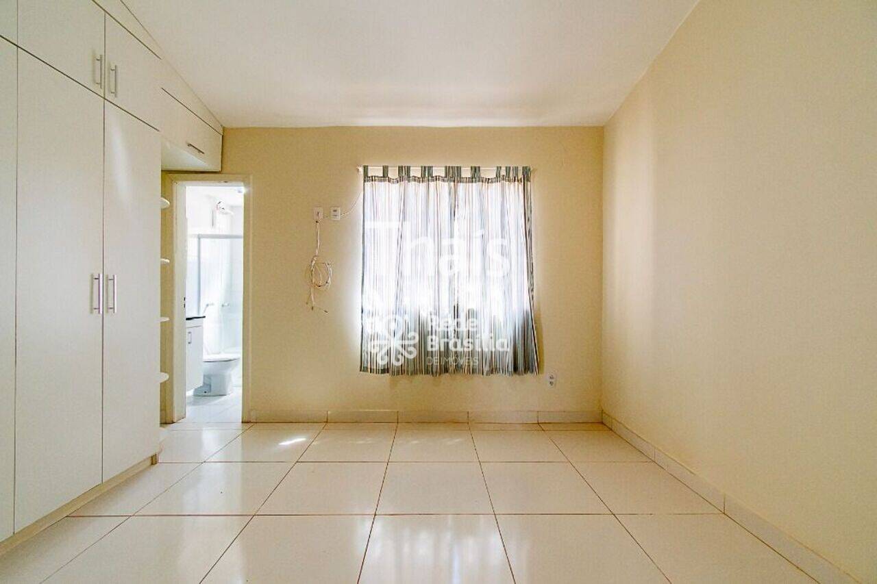 Casa Setor Habitacional Jardim Botânico, Brasília - DF