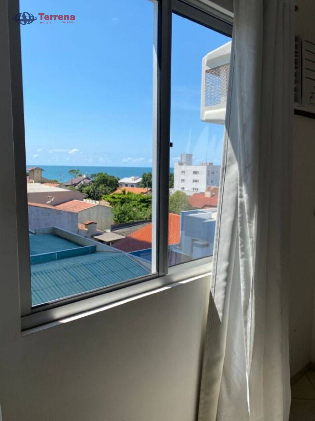 Apartamento Praia de Armação do Itapocorói, Penha - SC