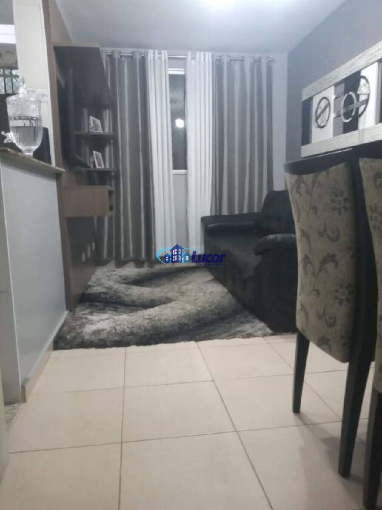 Apartamento Jardim Santa Terezinha (Zona L, São Paulo - SP