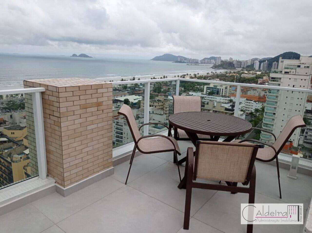 Apartamento duplex Jardim Belmar, Guarujá - SP