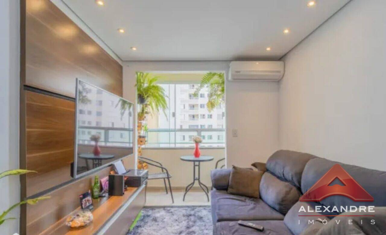 Apartamento Parque Industrial, São José dos Campos - SP