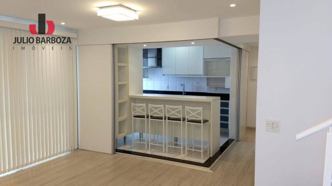 Apartamento duplex Vila Madalena, São Paulo - SP