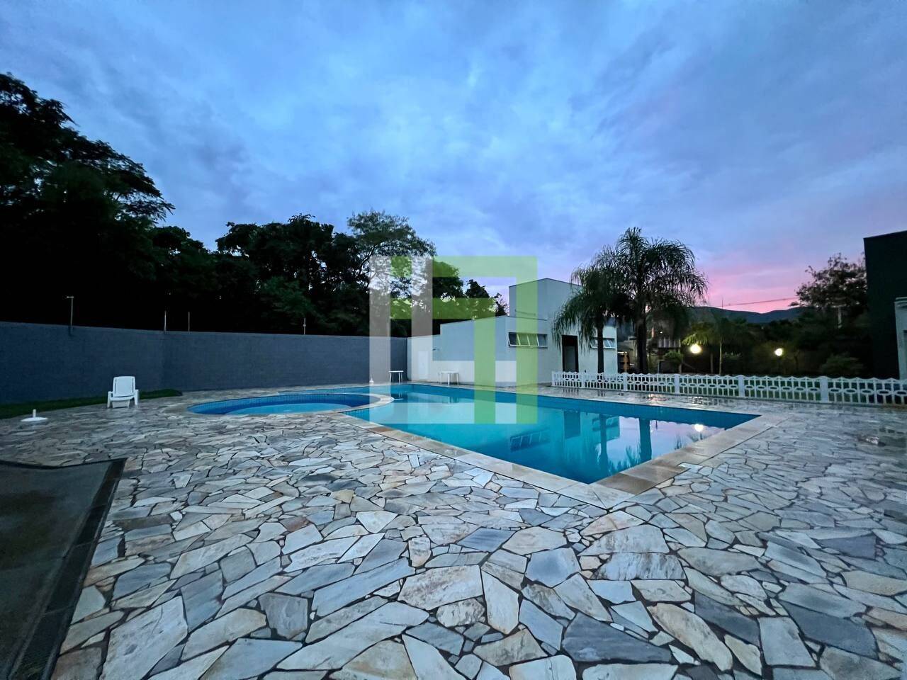 Casa Jardim das Samambaias, Jundiaí - SP