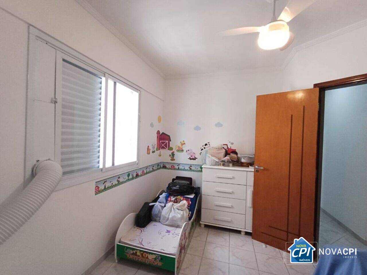 Apartamento Vila Guilhermina, Praia Grande - SP