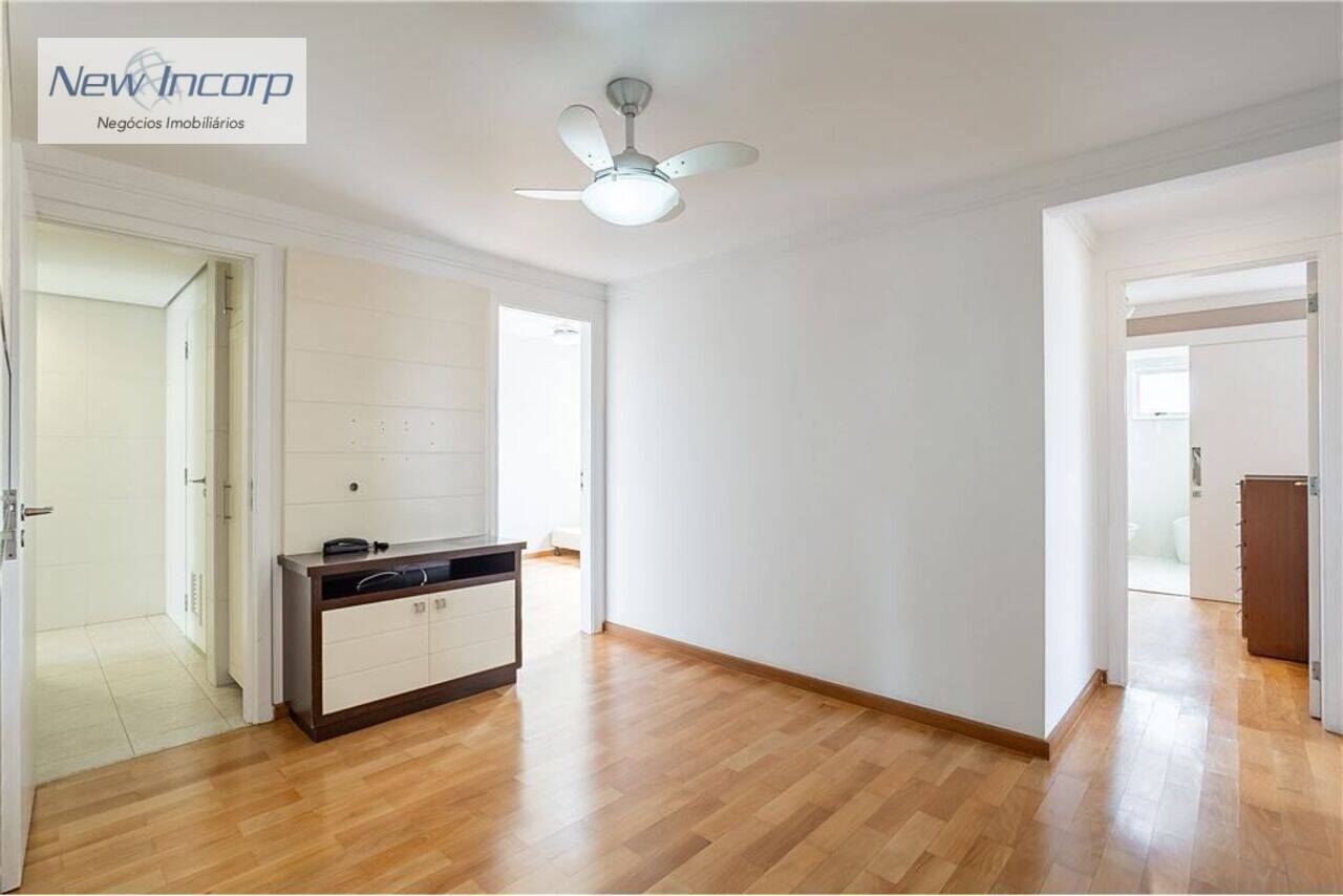 Apartamento Brooklin Novo, São Paulo - SP