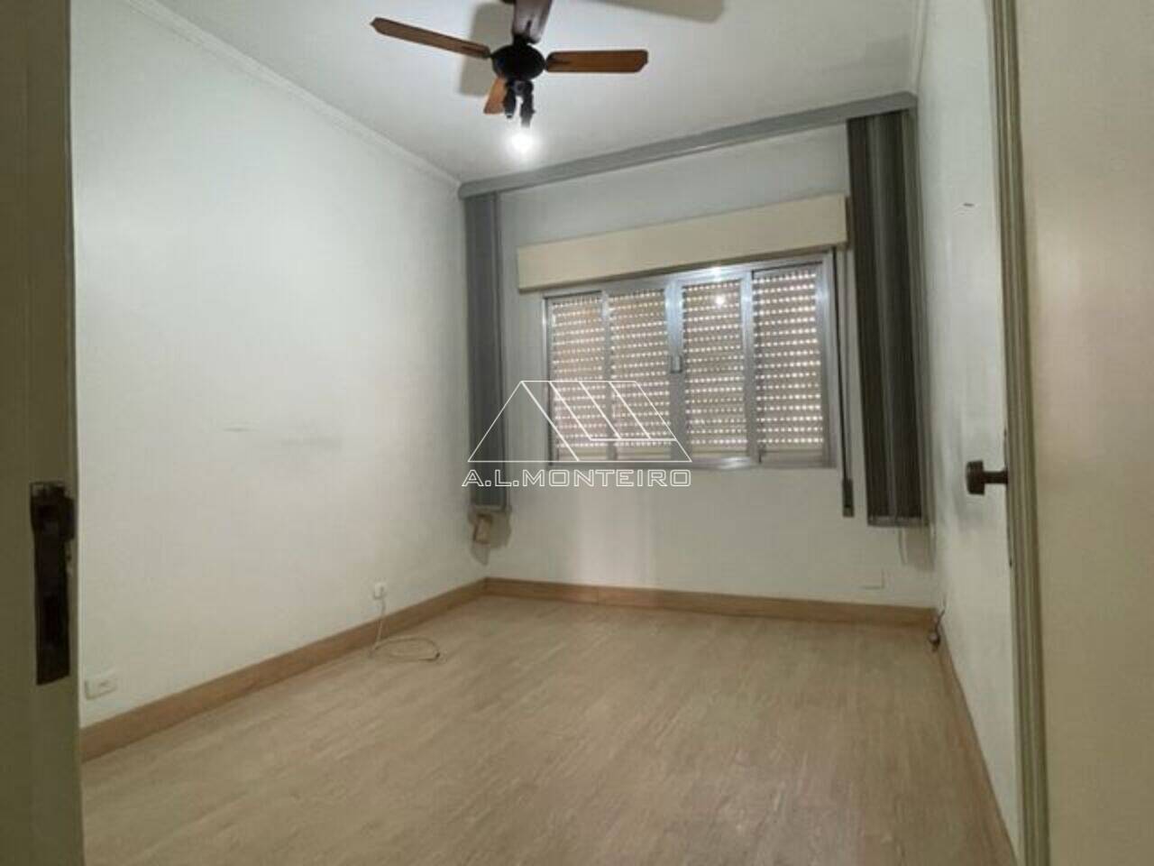 Apartamento Boqueirão, Santos - SP