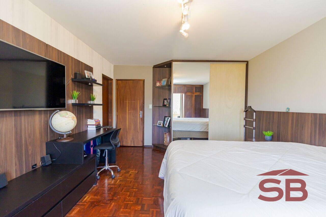 Apartamento Centro Cívico, Curitiba - PR