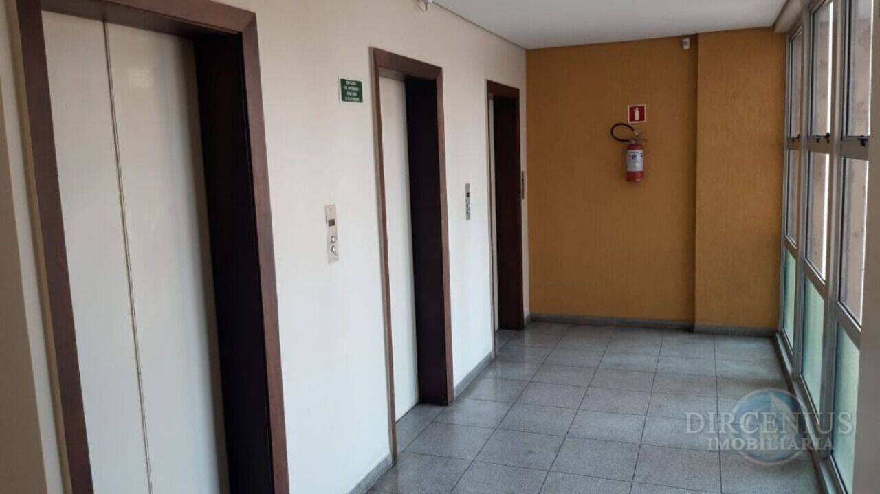 Sala Centro, Curitiba - PR