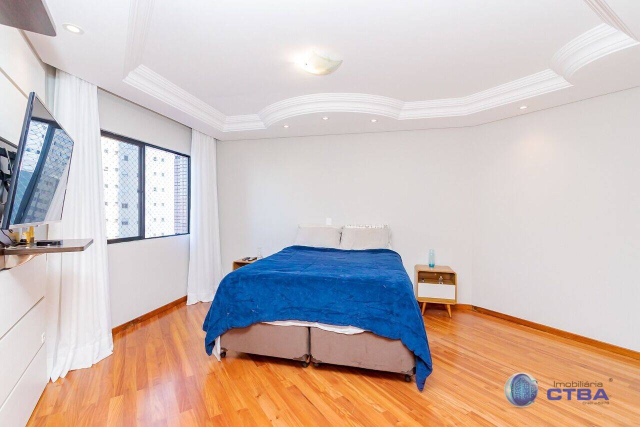 Apartamento Água Verde, Curitiba - PR