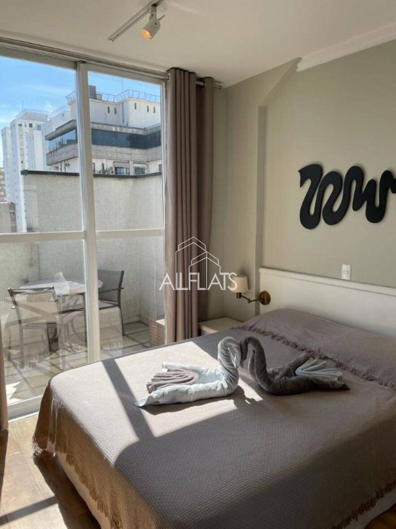 Apartamento duplex Jardins, São Paulo - SP