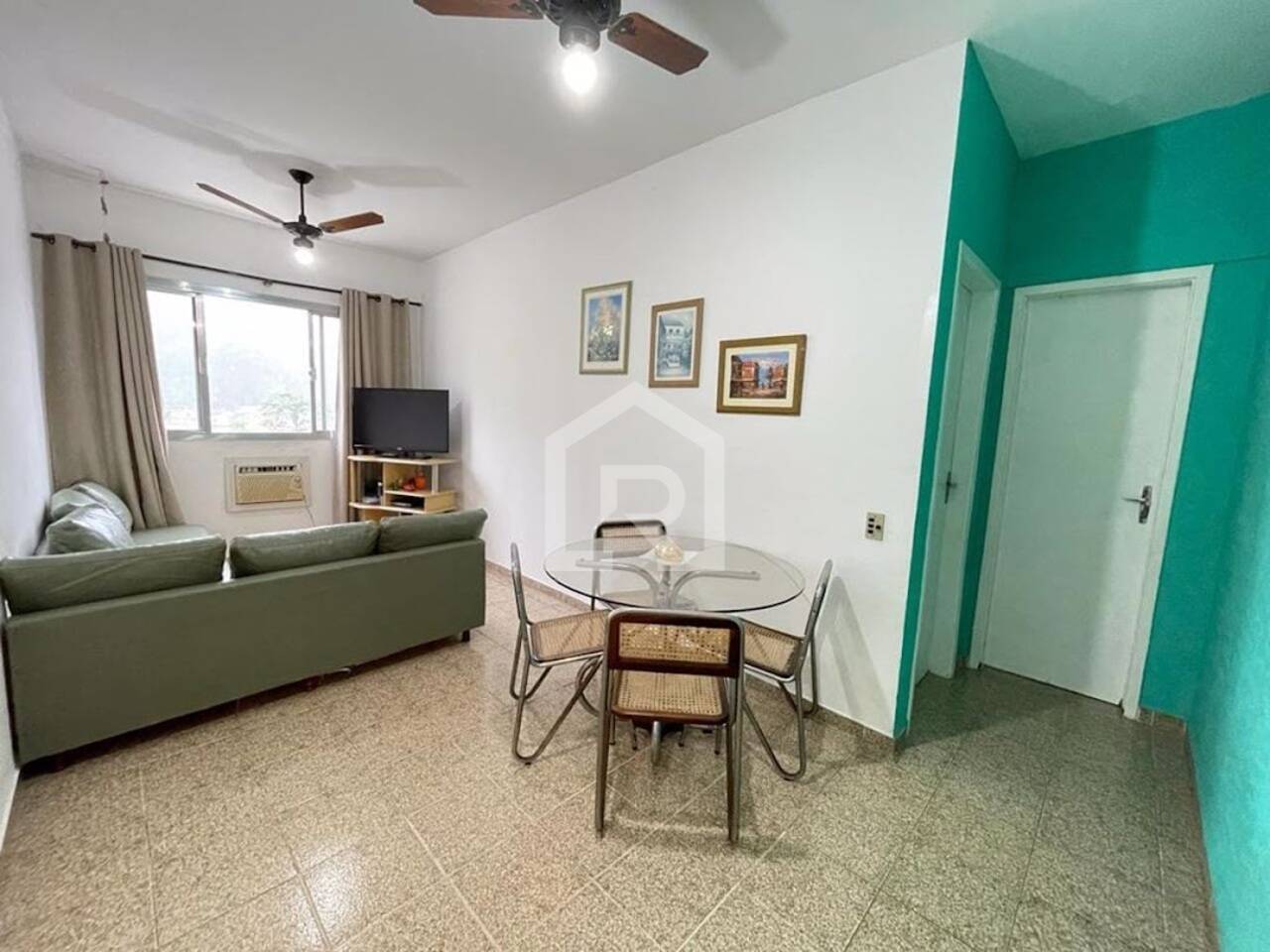 Apartamento Enseada, Guarujá - SP