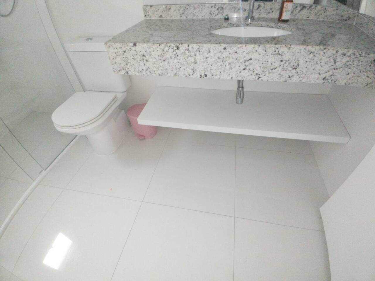 Apartamento Praia das Pitangueiras, Guarujá - SP