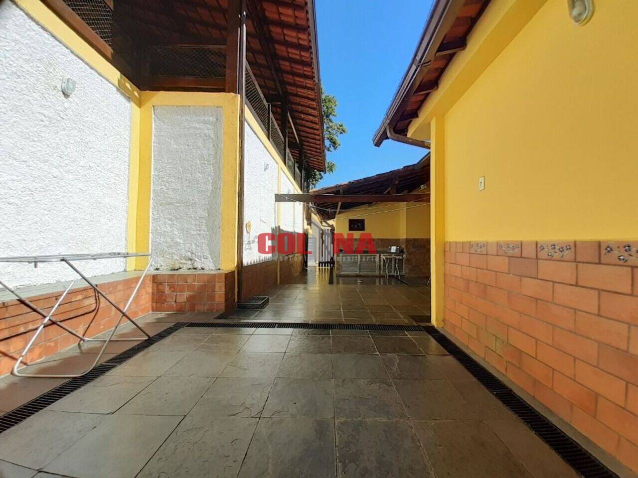 Casa Pendotiba, Niterói - RJ