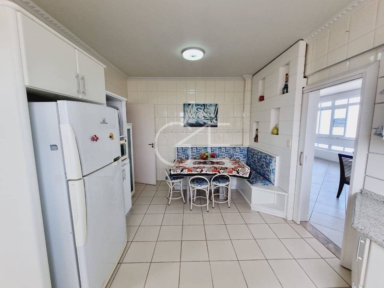 Apartamento Boqueirão, Santos - SP