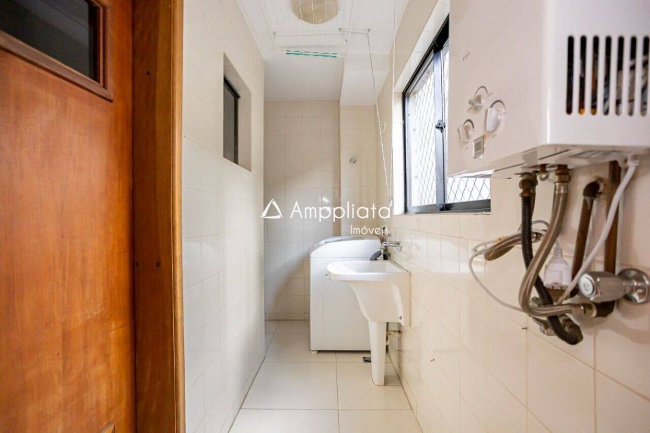 Apartamento Água Verde, Curitiba - PR