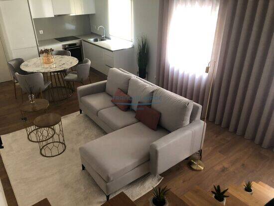 Apartamento de 70 m² na Monsenhor Airosa - São José de São Lázaro - Braga - BR, à venda por R$ 942.4