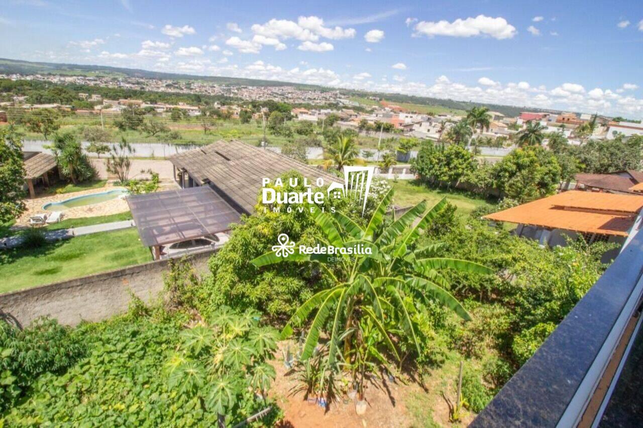 Casa Setor Habitacional Jardim Botânico, Brasília - DF