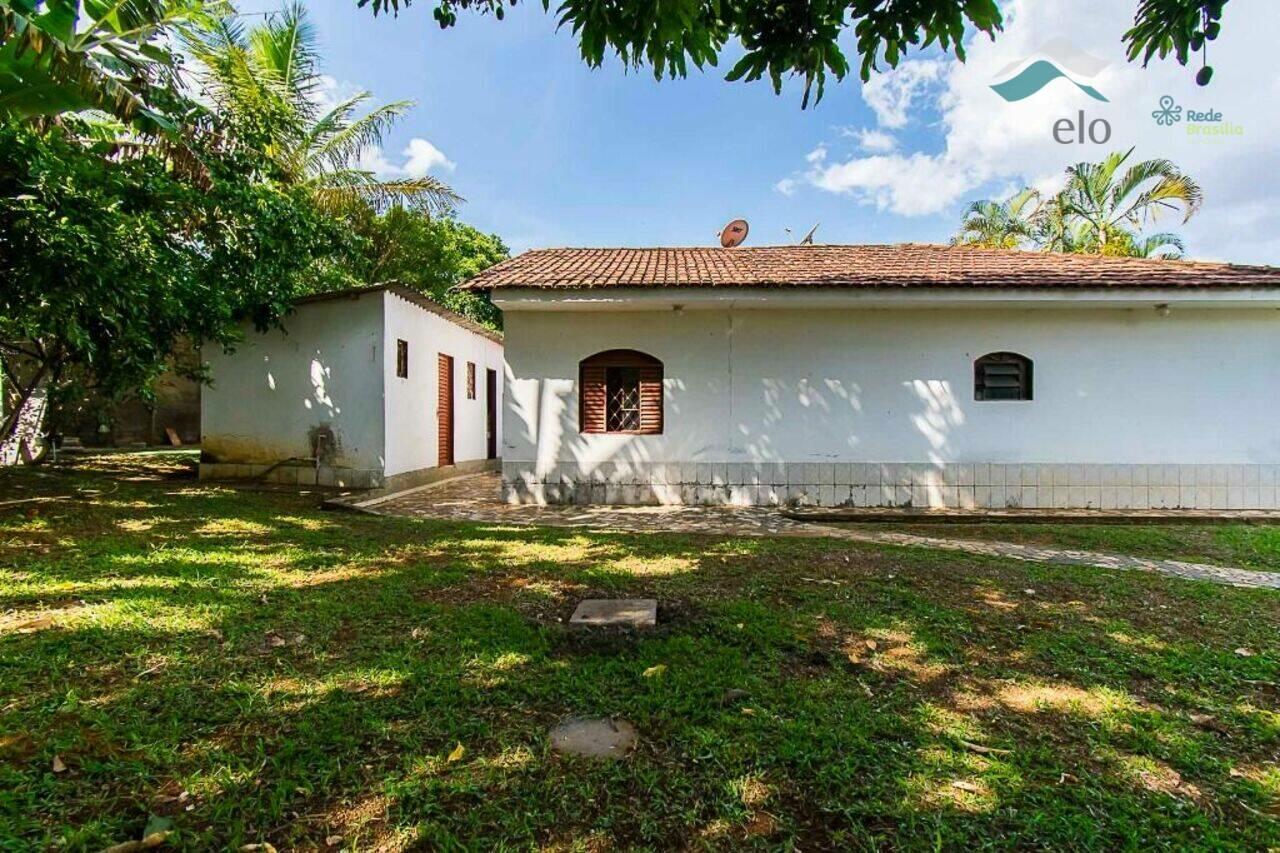 Casa Setor Habitacional Arniqueiras, Águas Claras - DF