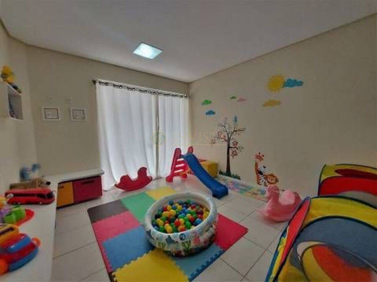 Apartamento Coqueiros, Florianópolis - SC