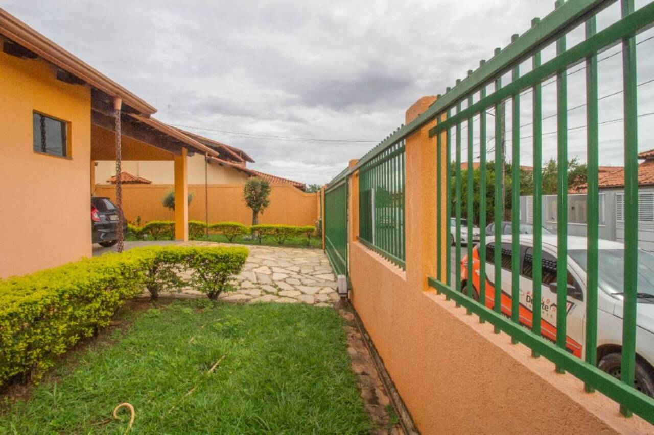 Casa Setor Habitacional Jardim Botânico, Brasília - DF