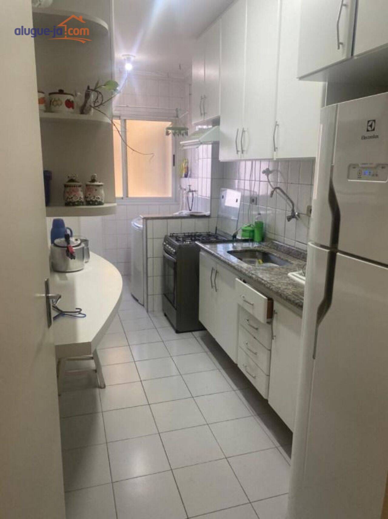 Apartamento Parque Industrial, São José dos Campos - SP