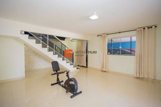 Casa de 450 m² Setor Habitacional Samambaia - Vicente Pires, à venda por R$ 1.150.000