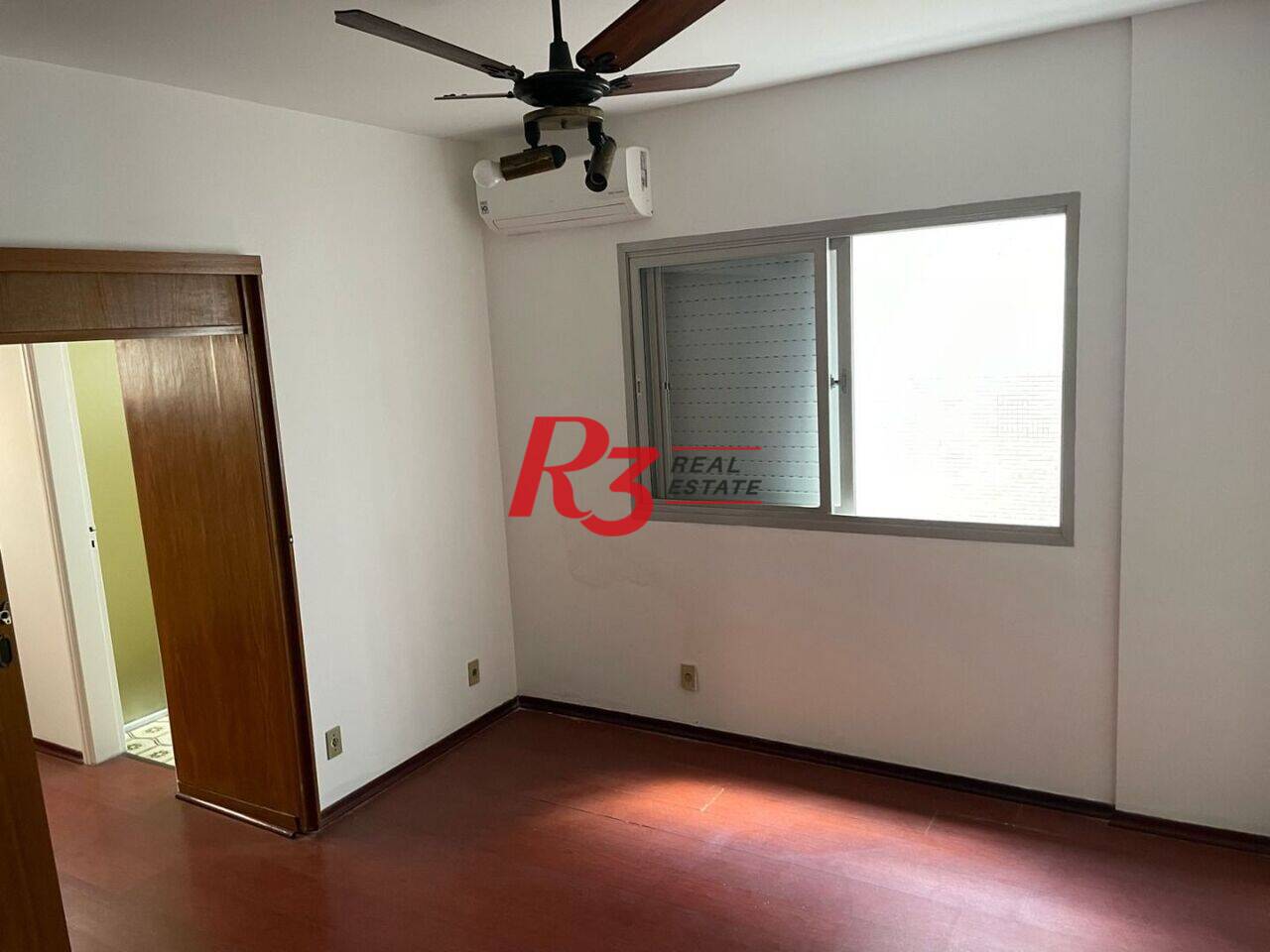 Apartamento Boqueirão, Santos - SP