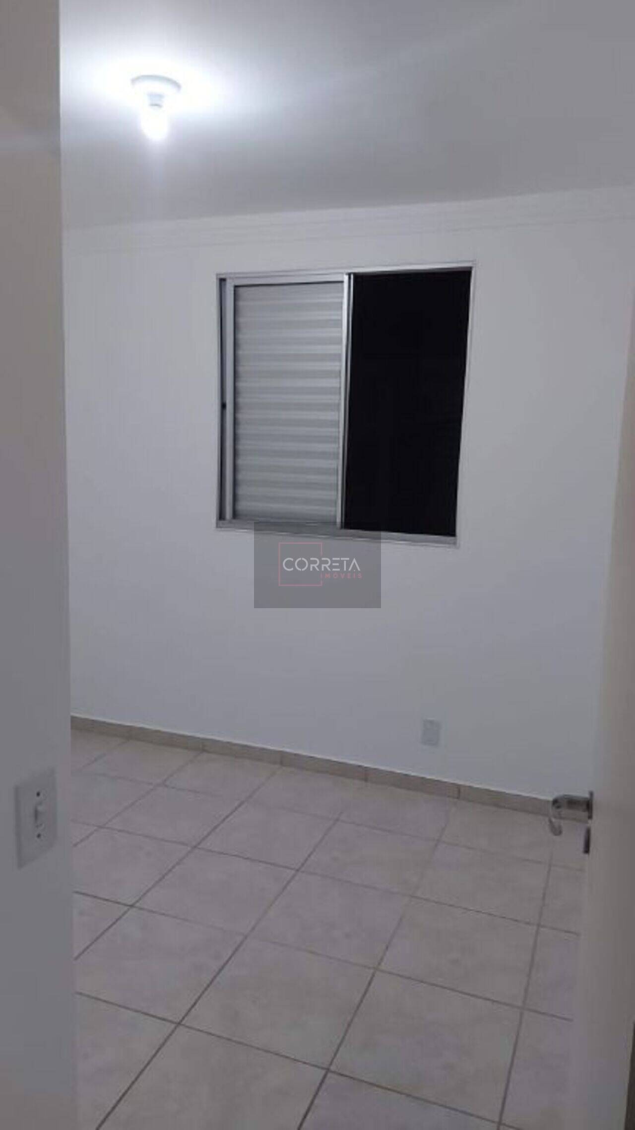 Apartamento Conjunto Pontal, Uberaba - MG