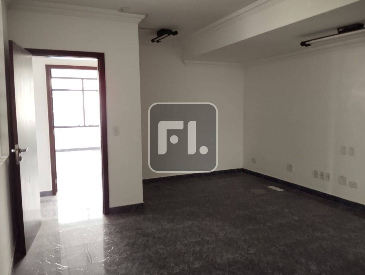 Conjunto para alugar, 100 m² por R$ 5.806/mês - Alphaville - Santana de Parnaíba/SP