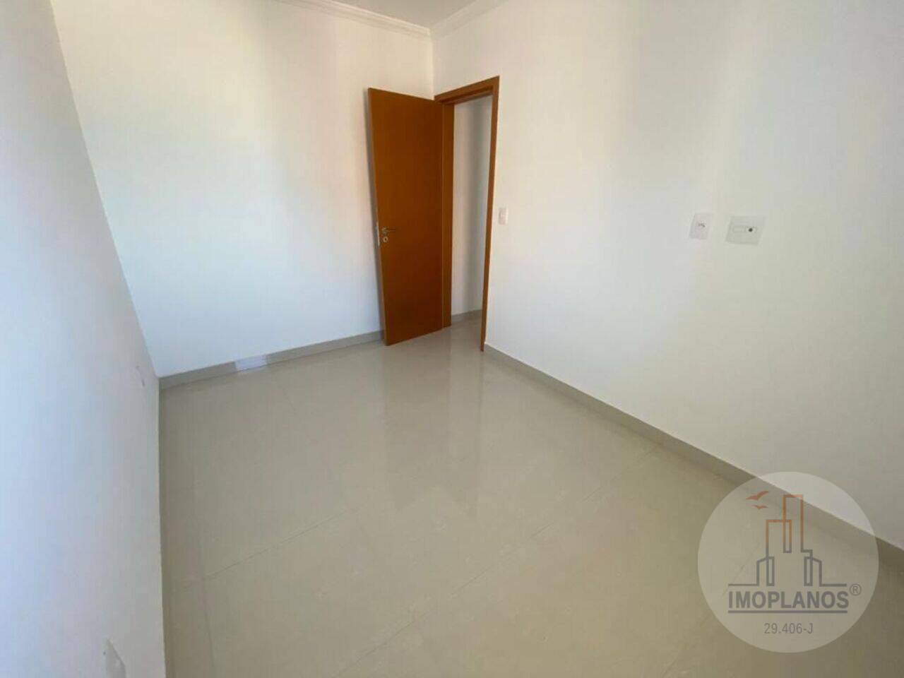 Apartamento Vila Guilhermina, Praia Grande - SP