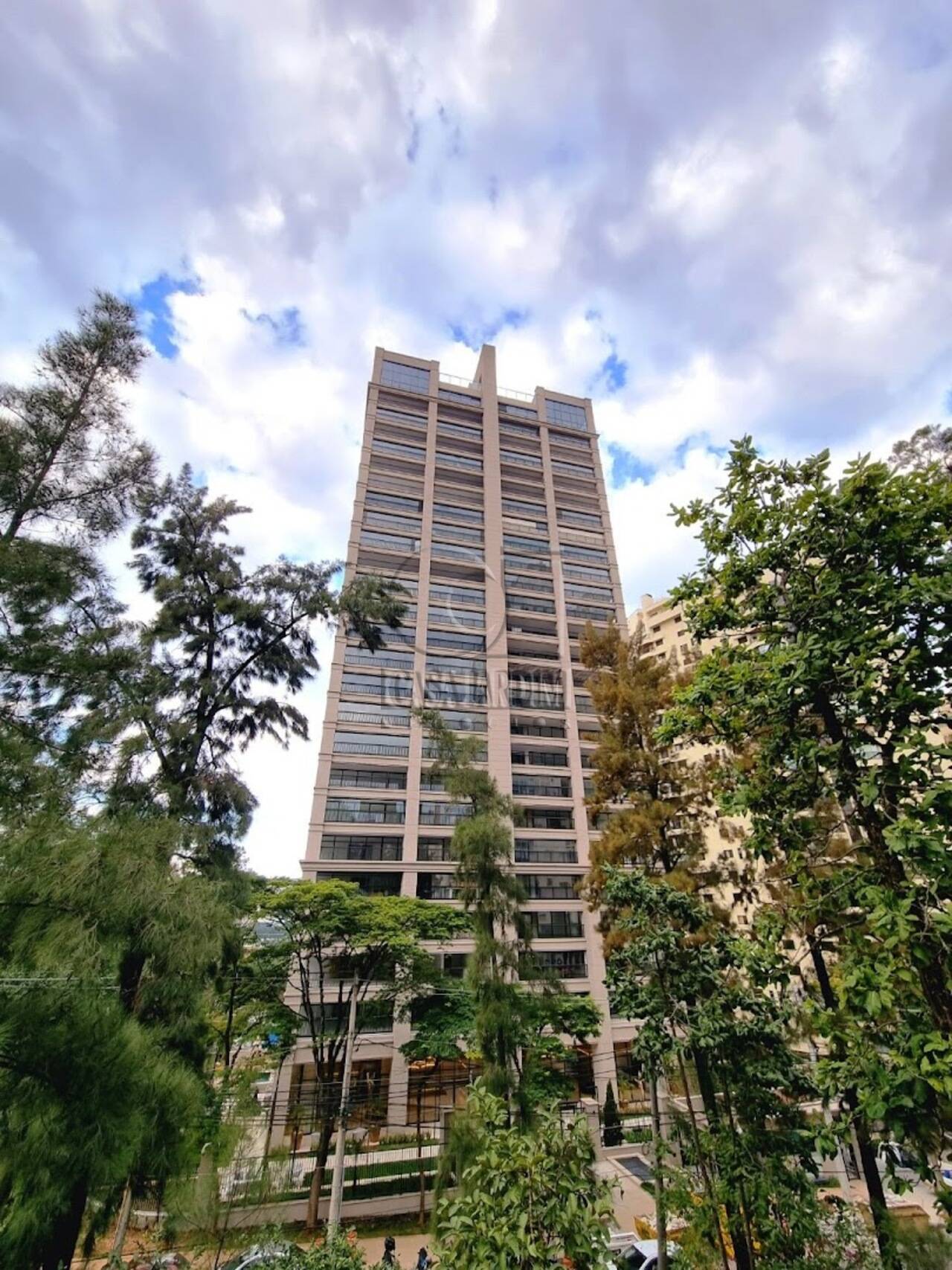 Apartamento Edifício Oiapoque, Barueri - SP