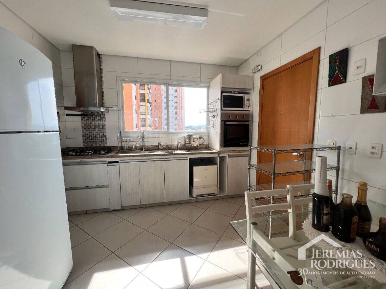 Apartamento Condomínio Des Arts, Taubaté - SP