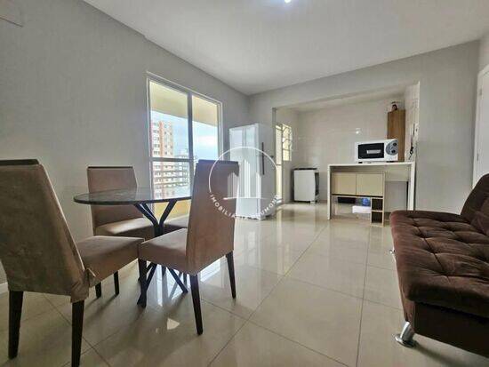 Apartamento de 75 m² Barreiros - São José, à venda por R$ 479.000