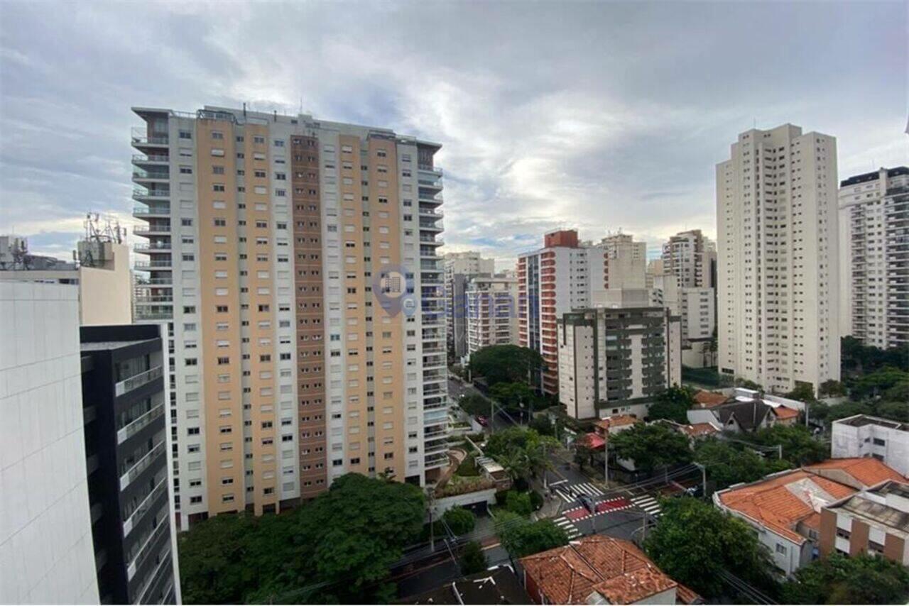 Studio Pinheiros, São Paulo - SP