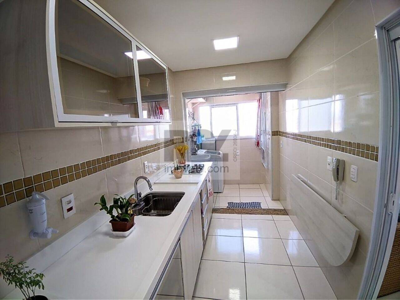 Apartamento Vila Guilhermina, Praia Grande - SP