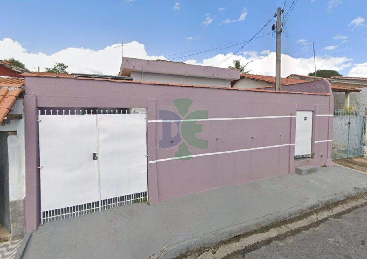 Casa Conjunto São Benedito, Jacareí - SP