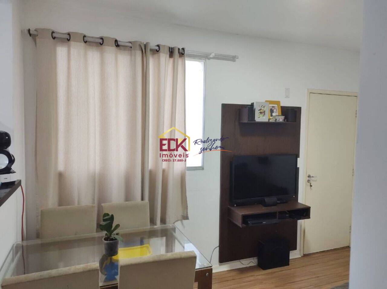 Apartamento Residencial Sítio Santo Antônio, Taubaté - SP