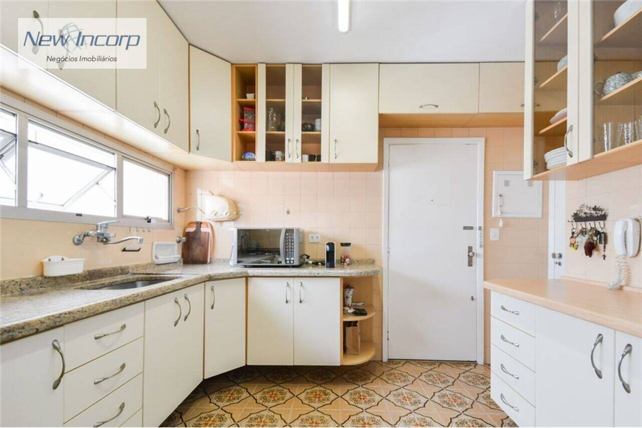 Apartamento Campo Belo, São Paulo - SP