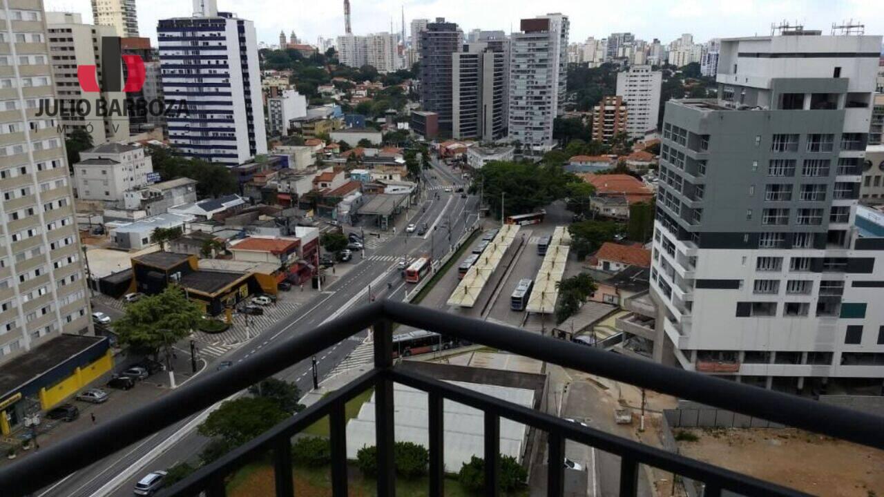 Apartamento duplex Vila Madalena, São Paulo - SP