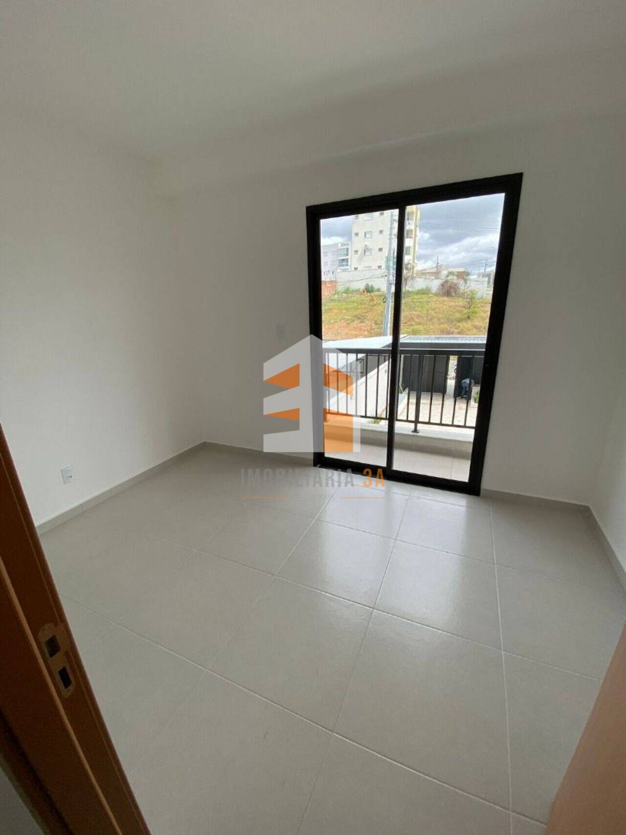 Apartamento Residencial Village Santana, Guaratinguetá - SP