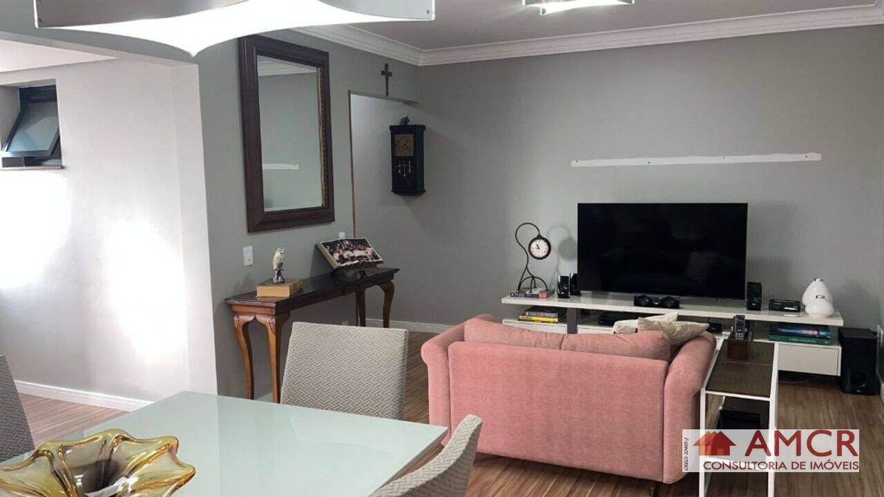 Apartamento Vila Regente Feijó, São Paulo - SP