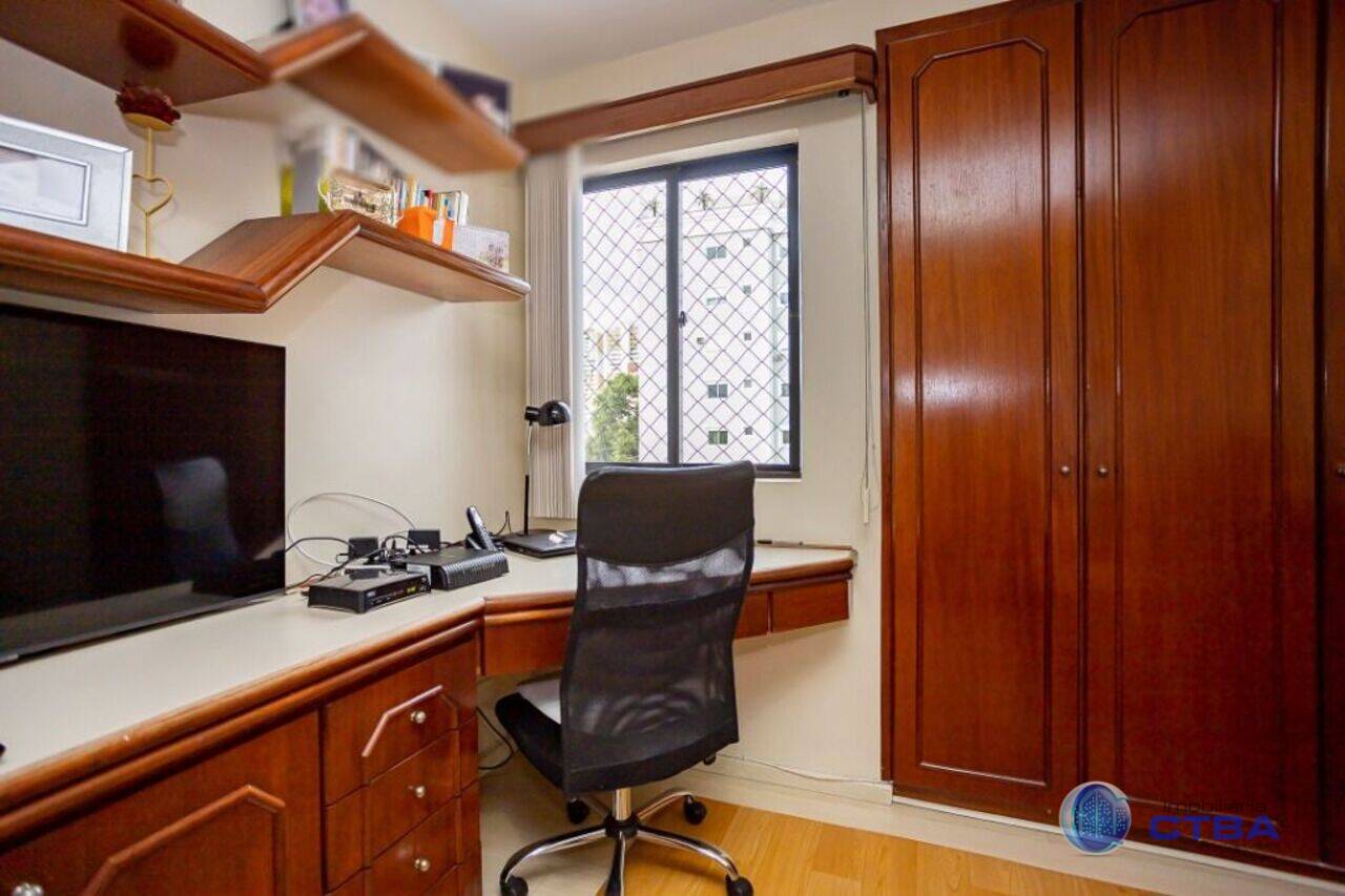 Apartamento Água Verde, Curitiba - PR