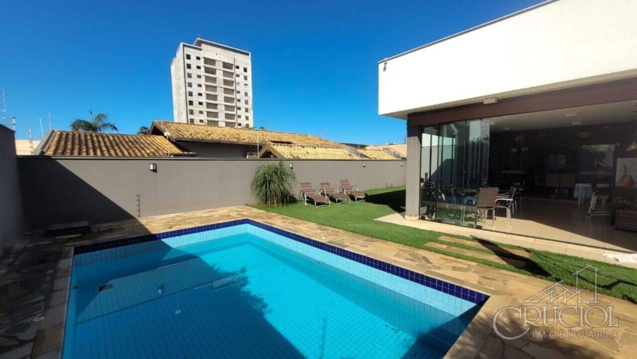 Casa Parque Residencial Alcântara, Londrina - PR