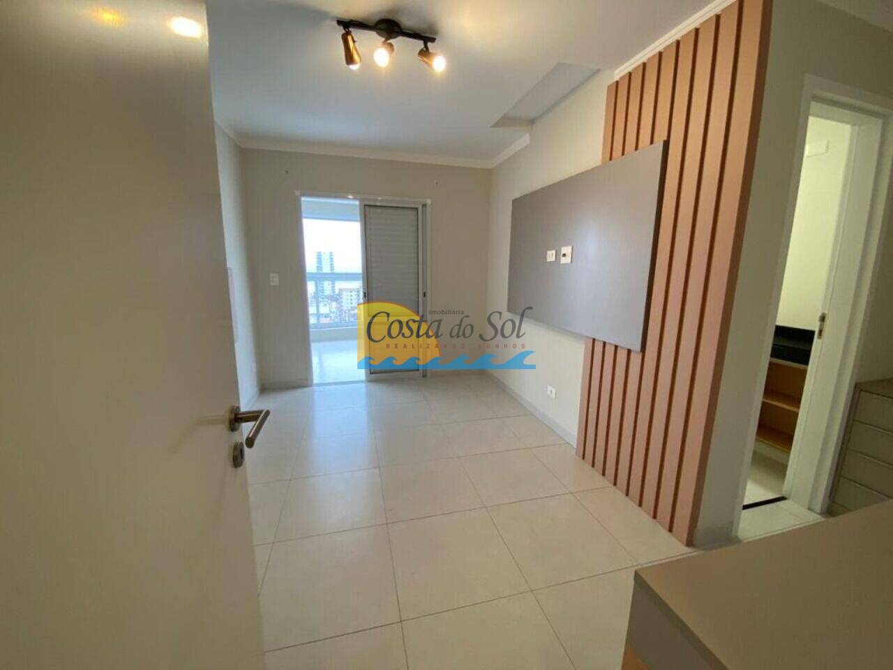 Apartamento Vila Guilhermina, Praia Grande - SP